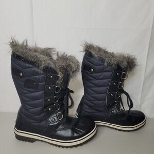 Sorel‎ Waterproof Quilted Winter Boots Women's Size 9 Black Faux Fur Lined
